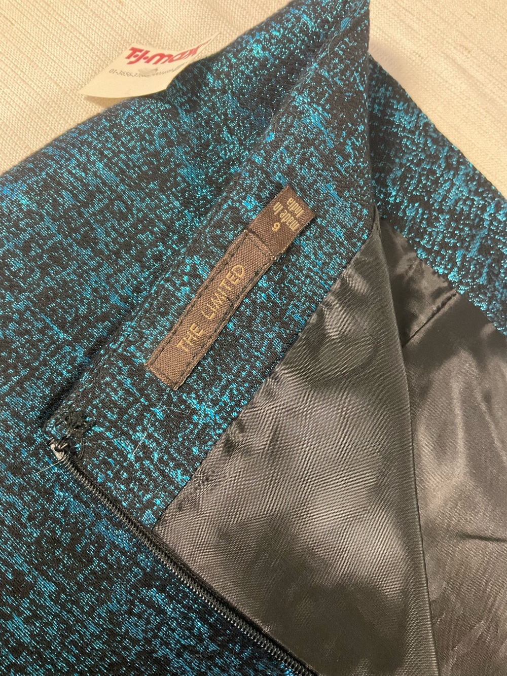 NWT THE LIMITED Metallic Blue on Back Full Lined 22” Pencil Skirt Women’s 6 - Picture 5 of 10